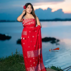 Red Colour Padmawati Dokhona Set